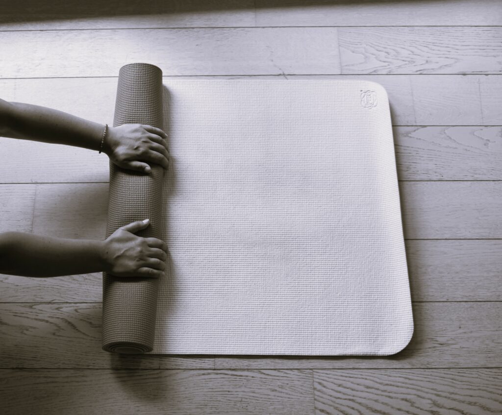 Tapis de yoga - cours de yoga - stages et ateliers yoga